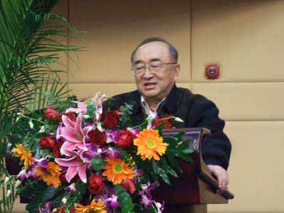 伍绍祖 档案图片