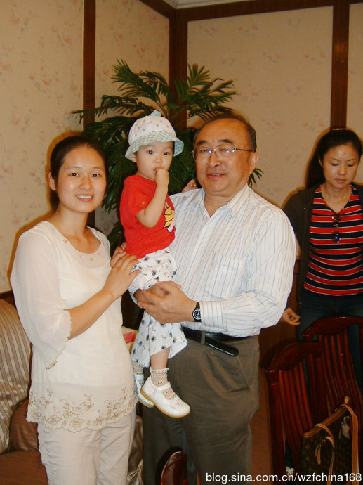 伍绍祖 档案图片