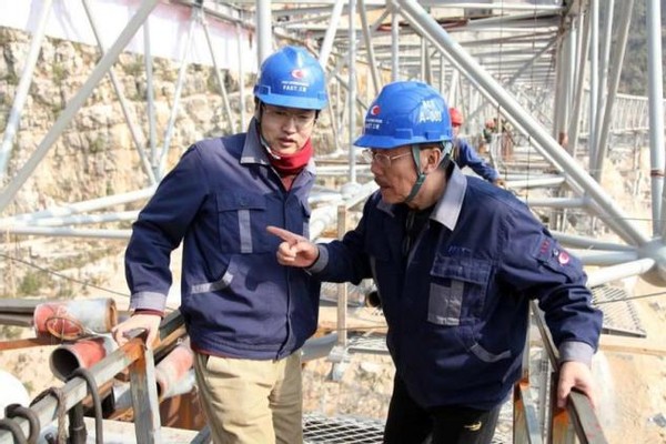 南仁东 档案图片