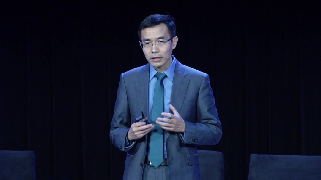 汤晓鸥 档案图片