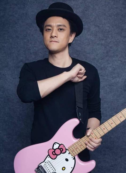 赵英俊 档案图片